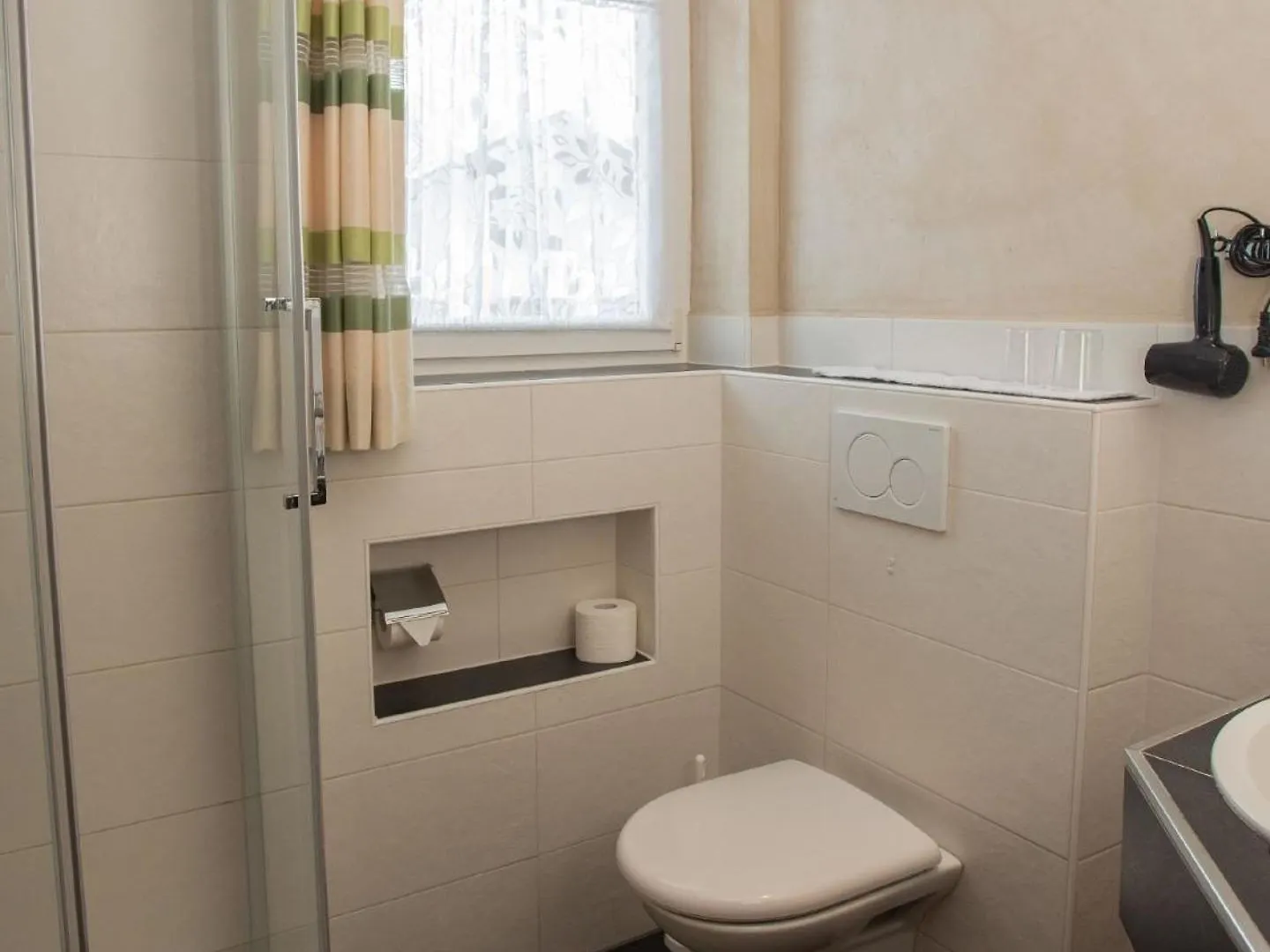 Ferienwohnung Rosenwirth Миттенвальд