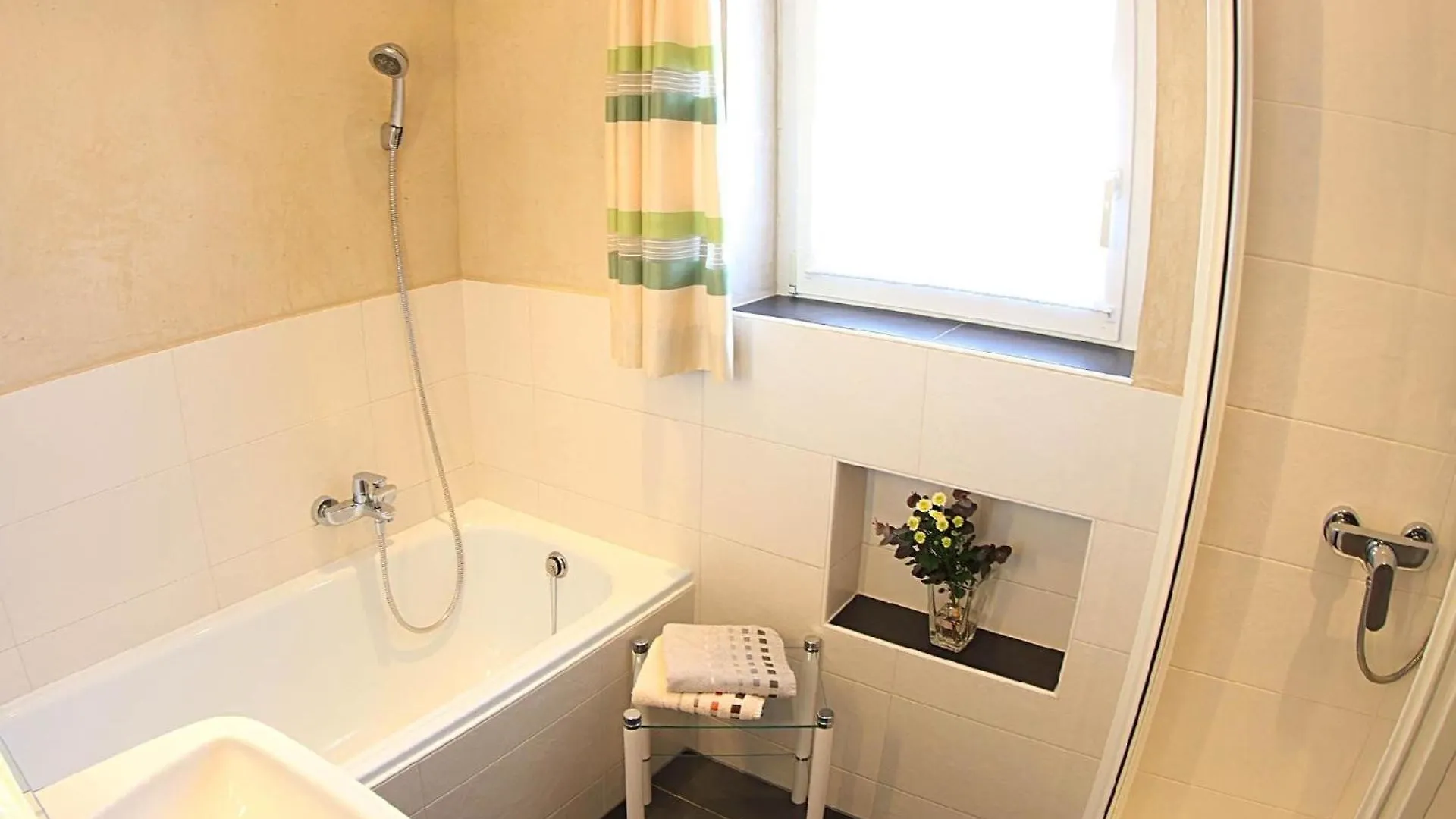 Ferienwohnung Rosenwirth Миттенвальд 0*,