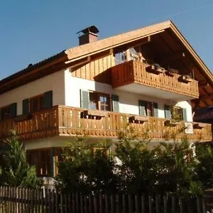 Appartement Alpenfreund, Mittenwald